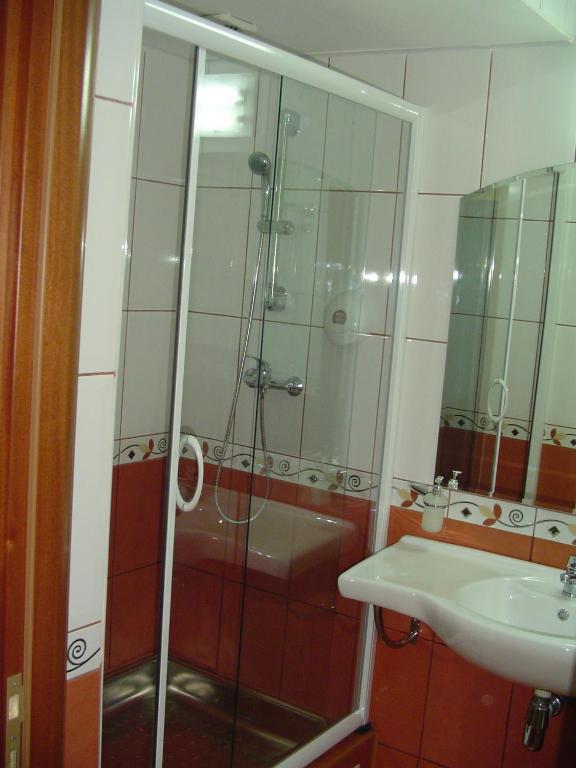 Hotel Europa Ploieşti Oda fotoğraf