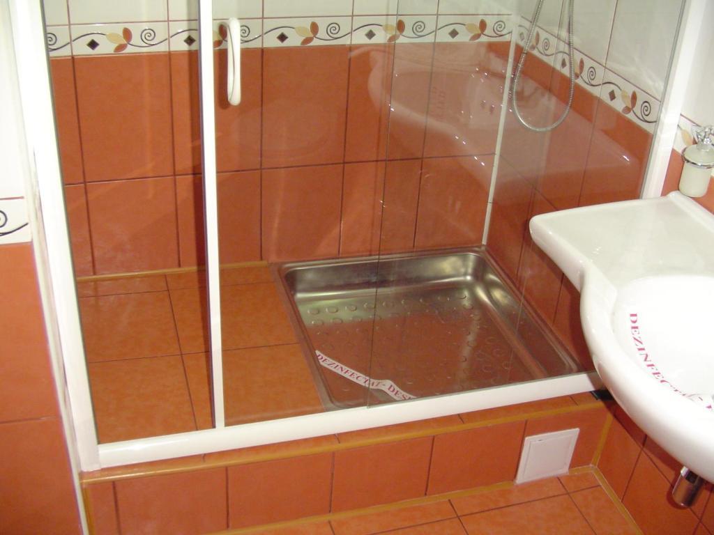 Hotel Europa Ploieşti Oda fotoğraf