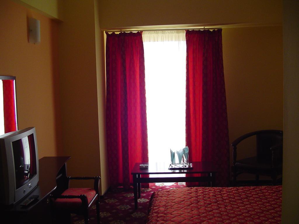 Hotel Europa Ploieşti Oda fotoğraf